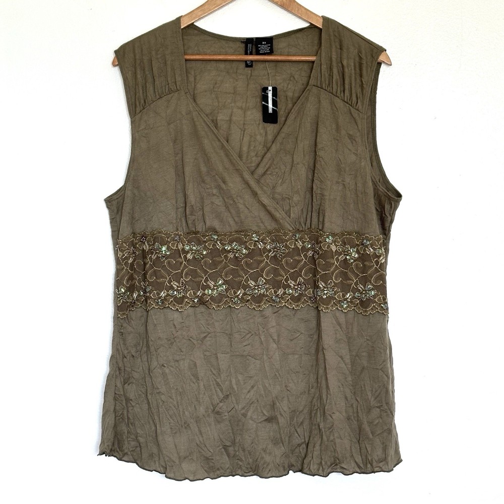 NWT New Directions Plus Shirt Women’s 3X Green Embroidered Sleeveless Top