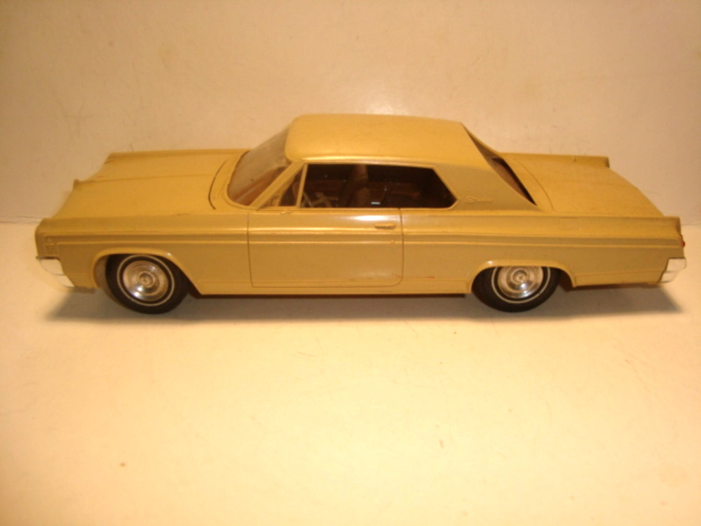 Jo-Han 1963 Oldsmobile Star Fire 2 DRHT Built Model Car Kit