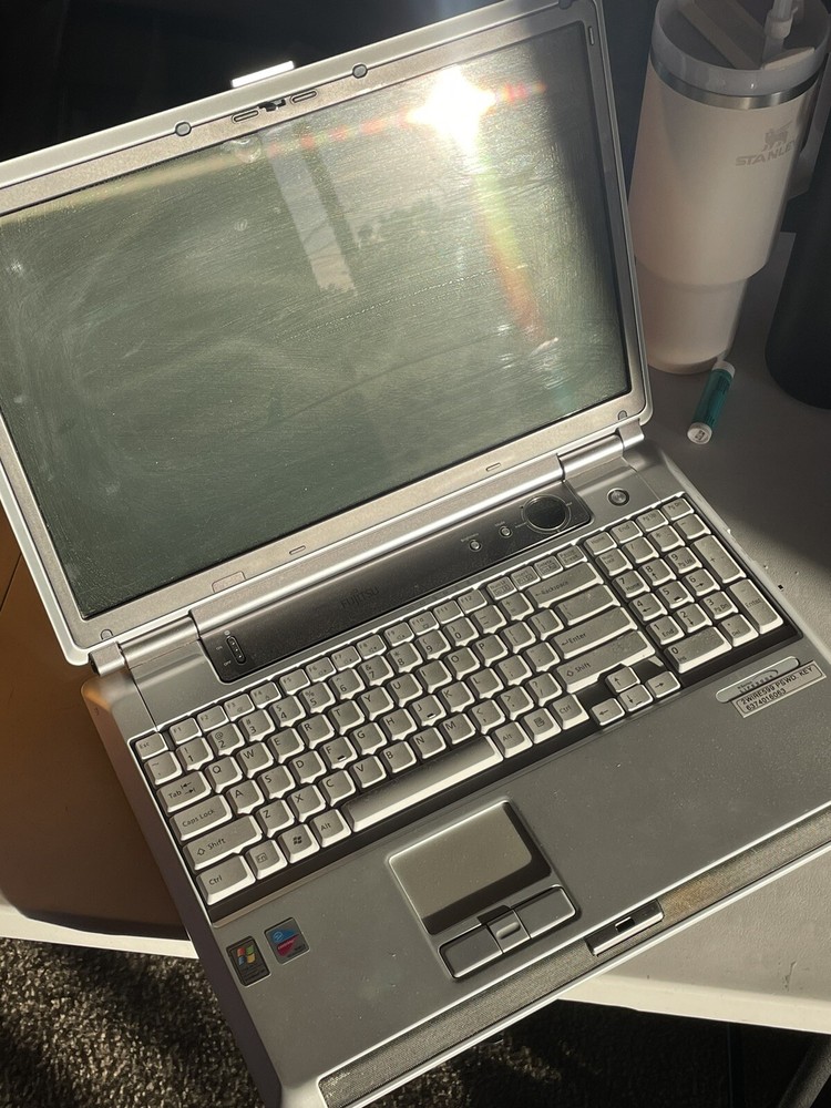 fujitsu lifebook N6110 Great Condition