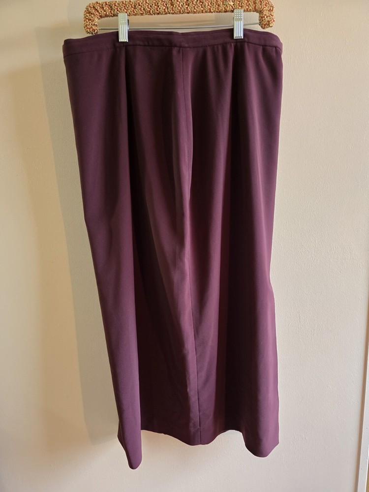Women's Jacqueline Ferrar Lined Long Straight Pencil Skirt Burgundy Size 18