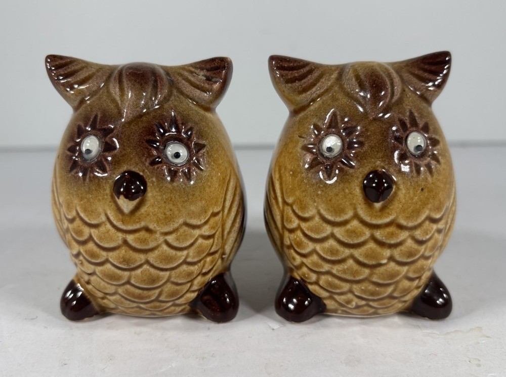 Vintage Owl Salt and Pepper Shakers Googly Eyes Made in Japan