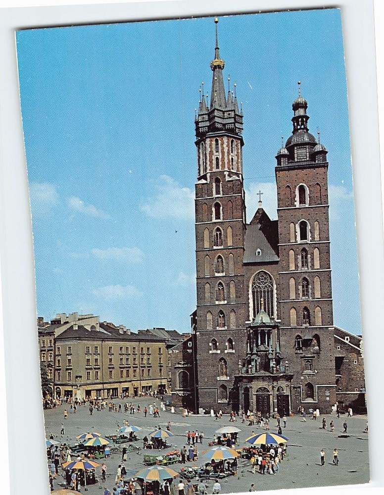 Postcard Rynek Główny kościół Mariacki Krakow Poland