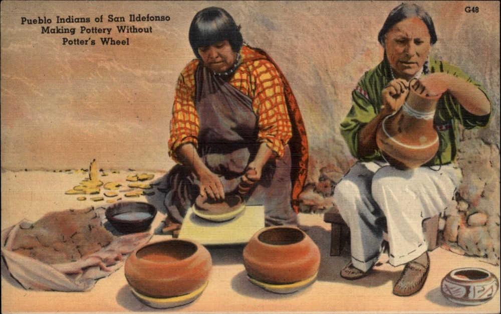 San Ildefonso Pueblo New Mexico Indians making pottery unused linen postcard