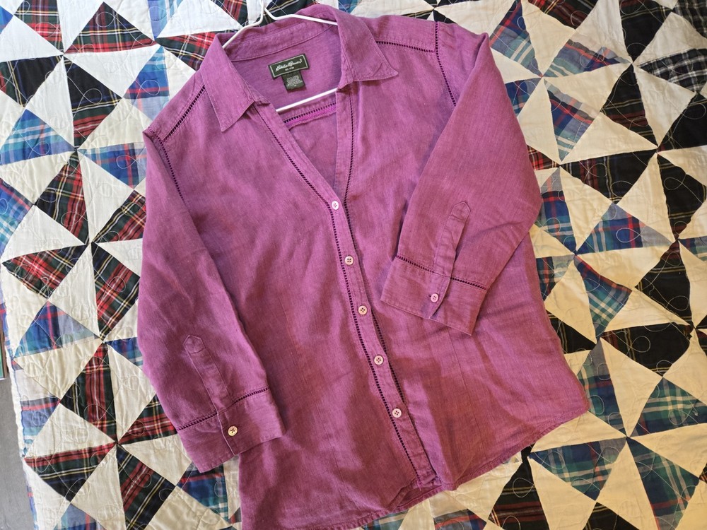 Eddie Bauer Women’s Purple Top | Size Medium | 100% Linen | Light for summer!