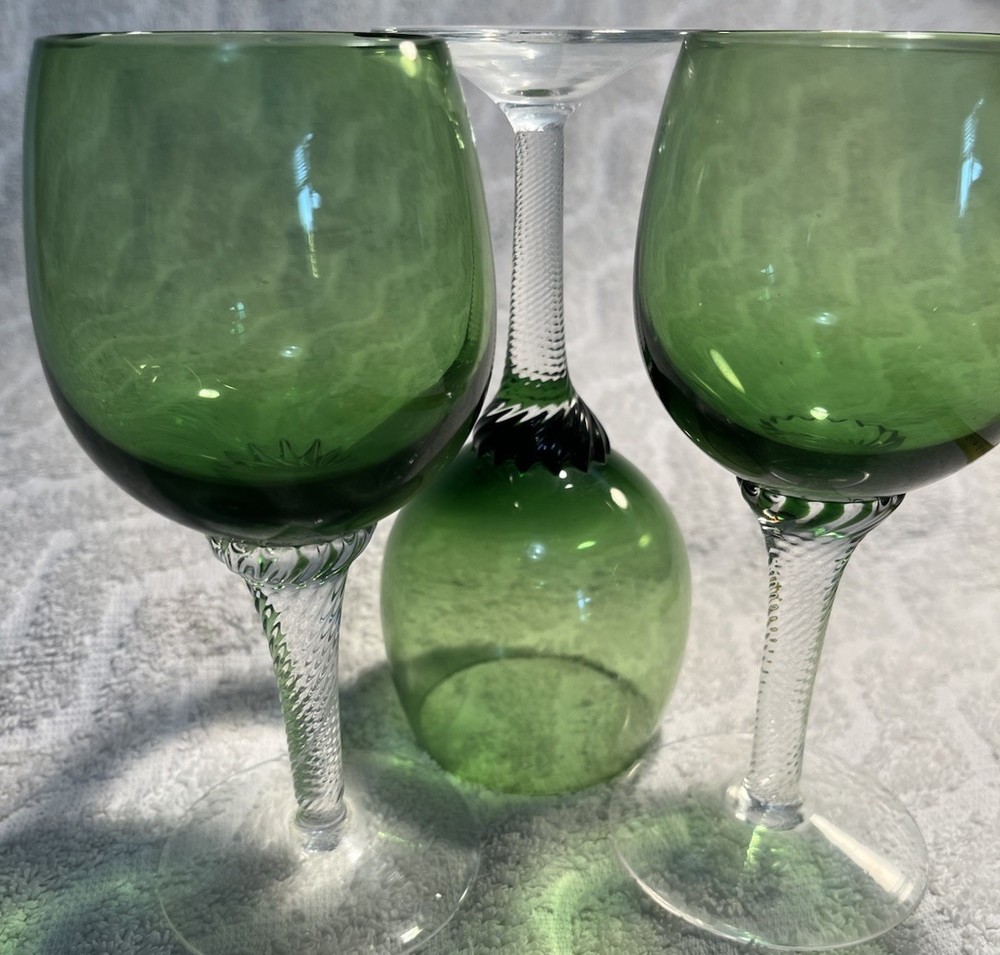 Vintage Green Ballon Wine Glasses,  Set of 3,  mid-century modern, Unique Stems