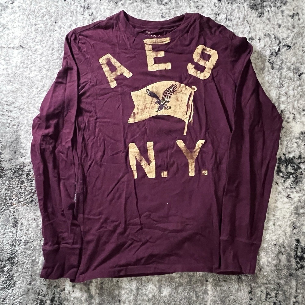 American Eagle Outfitters Men's Long Sleeve T-Shirt Size Small Vintage Y2K