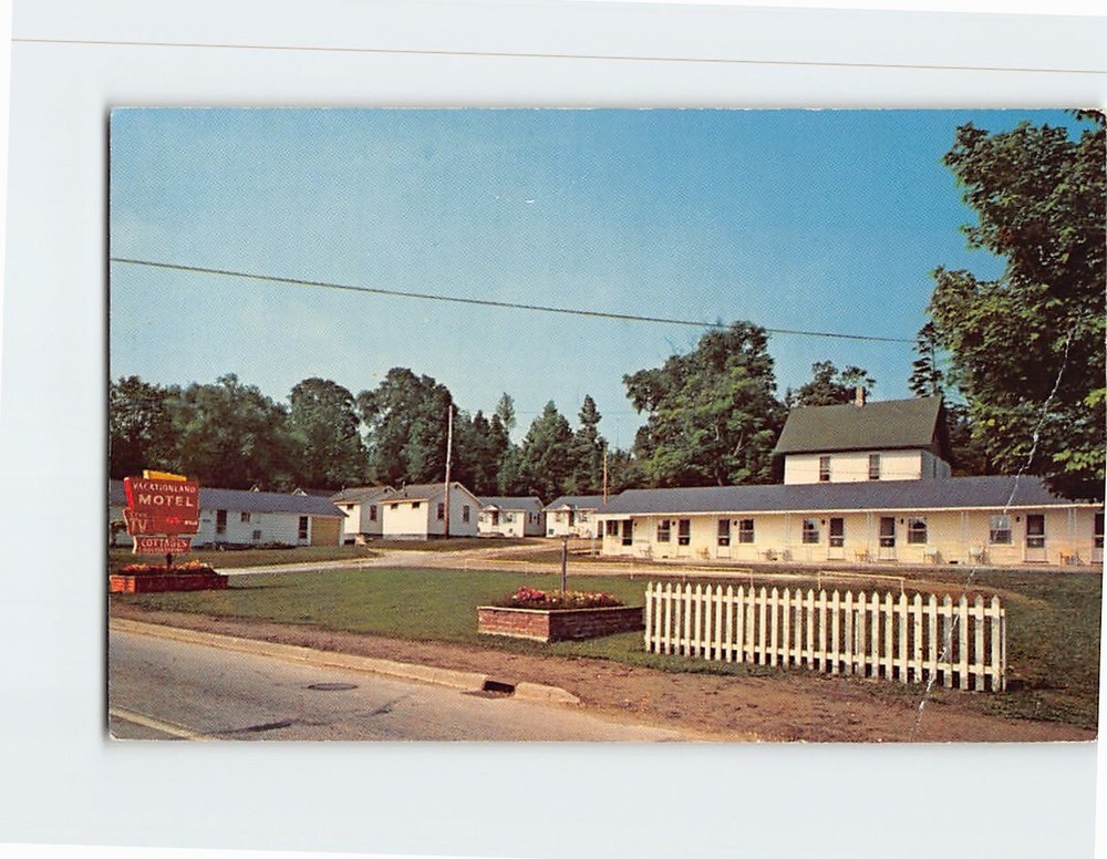 Postcard Vacationland Motel St Ignace Michigan
