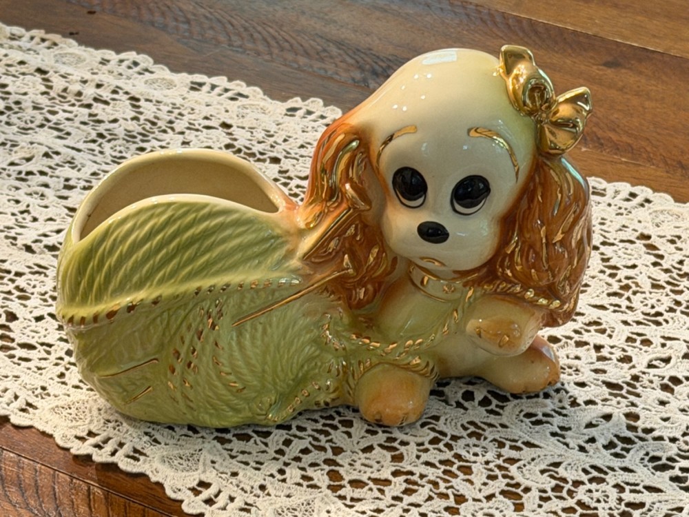 Vintage Hull Pottery USA 1988 Puppy Dog Planter Green Basket Weave Gold Trim Cut