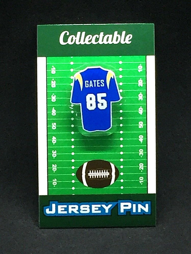 Los Angeles Chargers Antonio Gates jersey lapel pin-Retro Collectable