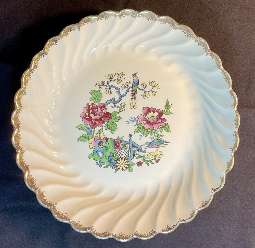 Vintage Royal China Ming Tree 9” Diameter Serving Bowl 22 KT Gold Scallop Rim