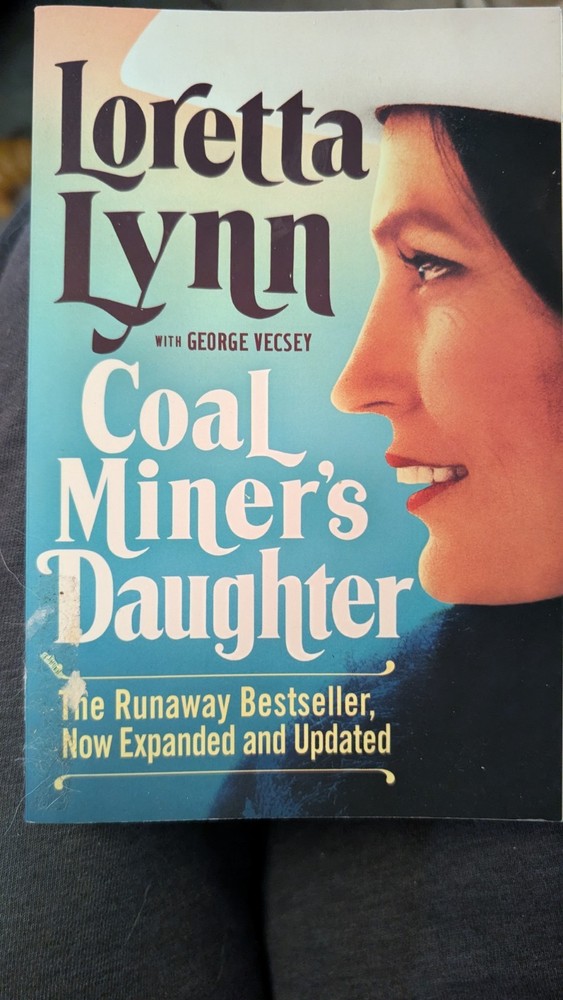 Coal Miner's Daughter by Loretta Lynn and George Vescey (2021, Trade Paperback)