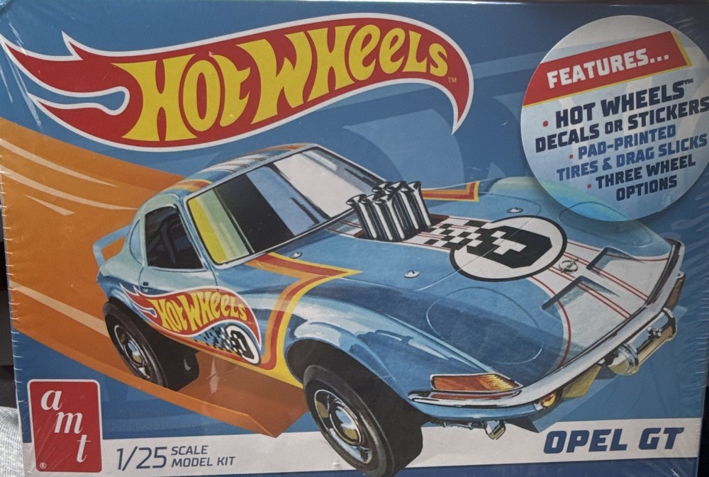 AMT Hot Wheels Opel GT 1:25 Scale Plastic Model Kit w/ Decals AMT1303/12