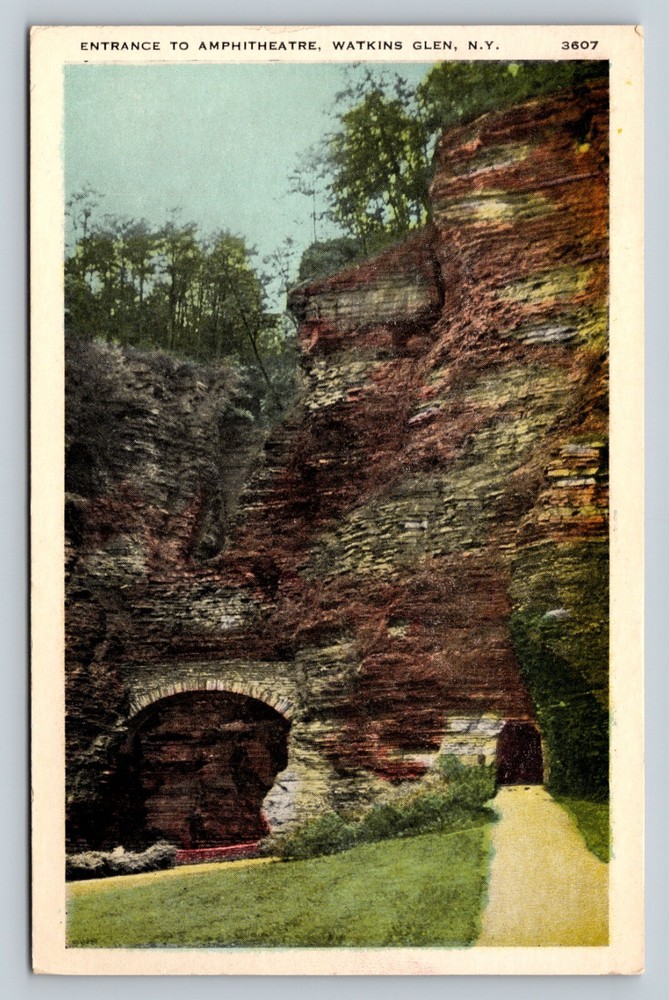 c1944 Watkins Glen New York NY Entrance To Amphitheatre VINTAGE Postcard