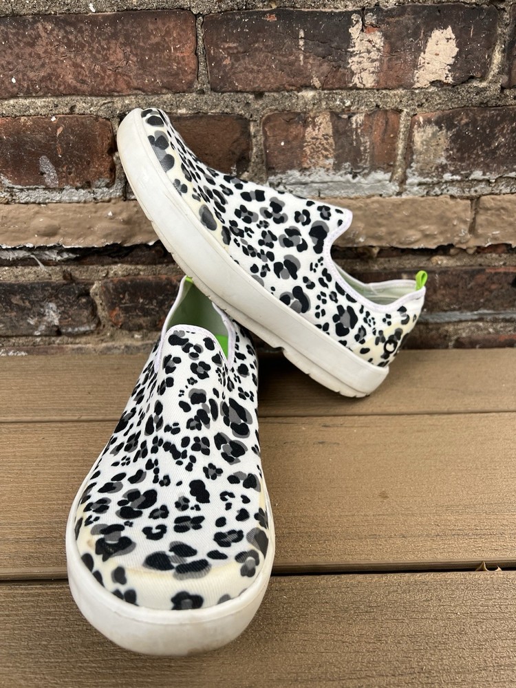 Oofos OOmg eeZee Low Womens 11 Shoes Slip On Leopard Black White Recovery
