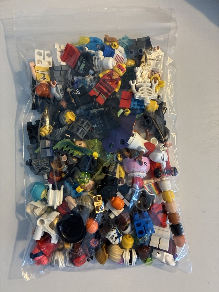 LEGO Minifigure Parts Lot 5.6 oz – Star Wars, Ninjago, Marvel, DC & More – Mixed