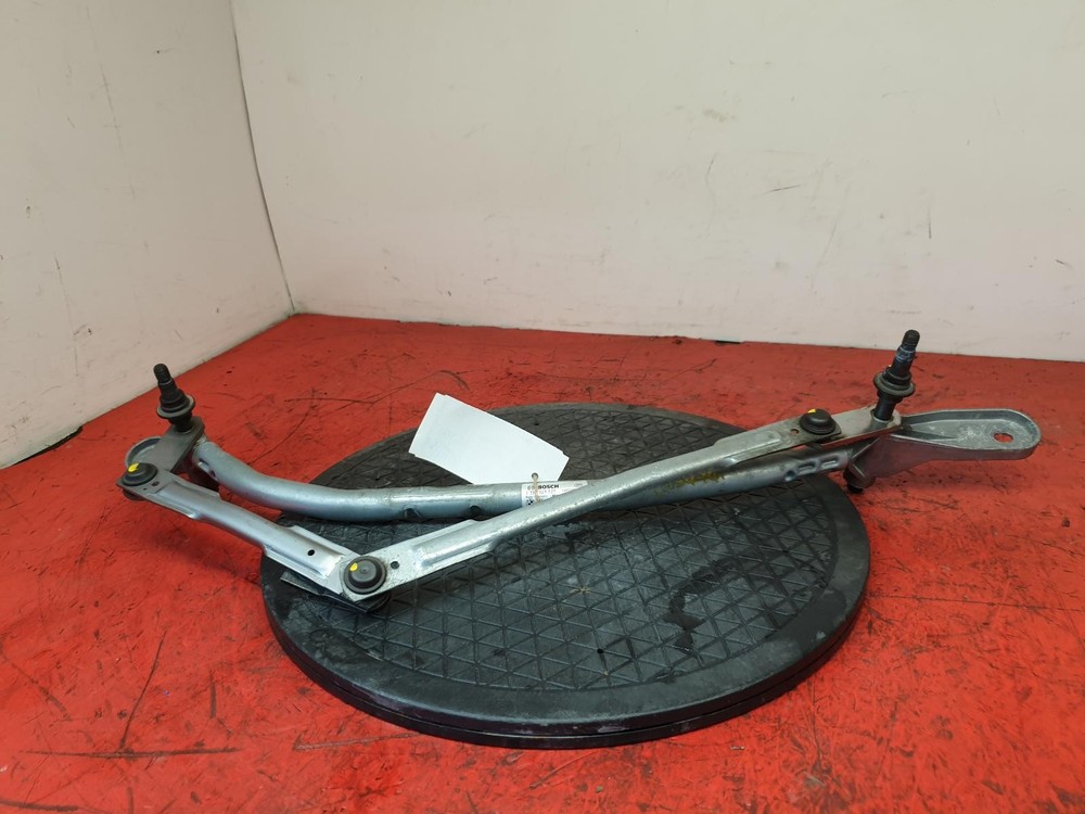 2014 BMW M6 GRAN COUPE 4 DOOR COUPE FRONT WIPER LINKAGE
