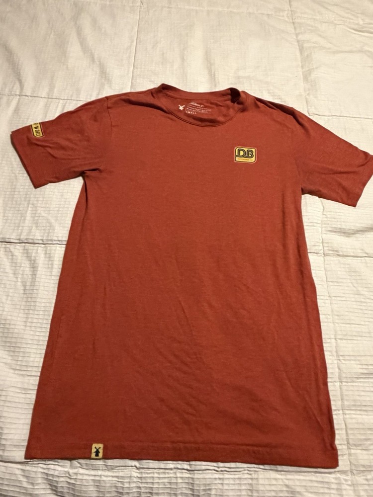 Dutch Bros red short sleeve crew neck t shirt DB logo size small