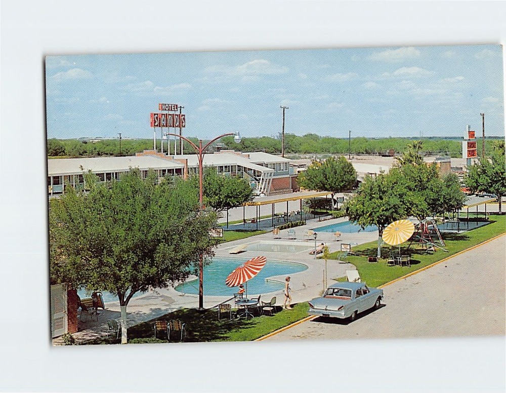 Postcard Sands Motor Hotel Laredo Texas USA