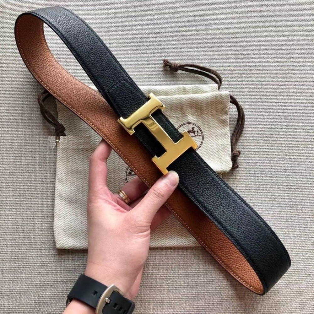Classic Hermes men's belt size 40/100 in black or brown leather with gold H buckle