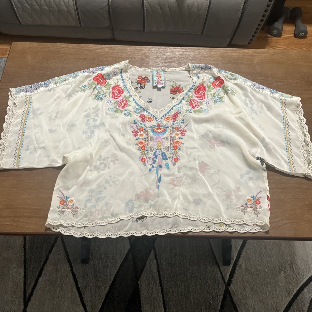 Johnny Was Klarah Embroidered Cream Blouse Women's M Floral Boho Peasant Shirt