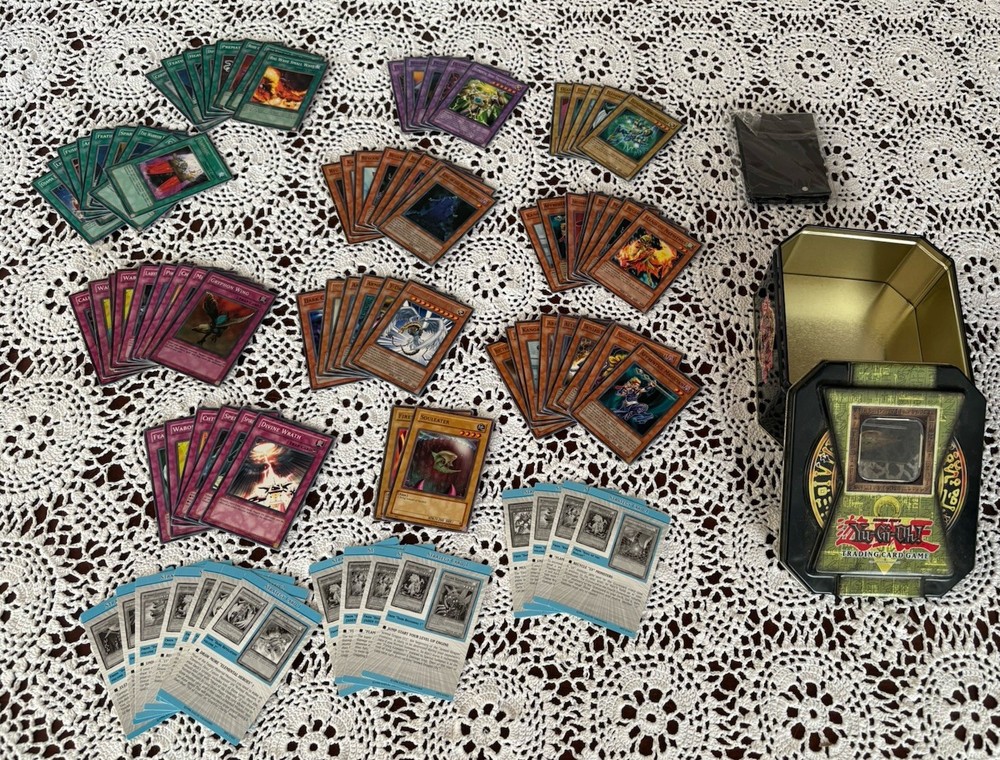 79-Yu-Gi-Oh!Trading Cards~Assorted Mixed Lot~Tin~Pack Of Card Sleeves Yugioh