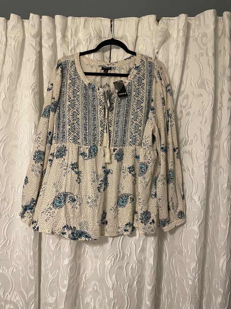 Torrid 2 NWT Baby doll top/floral Long sleeve
