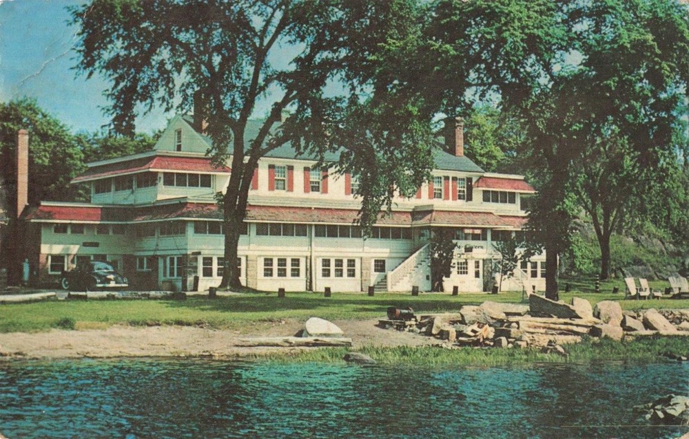 Old Lyme Connecticut, Ferry Tavern Hotel, River, Old Car, Vintage Postcard
