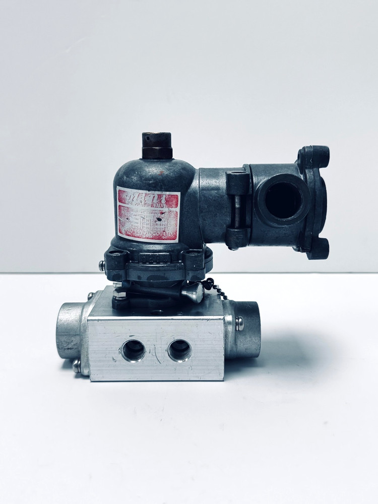 Kaneko Industrial Solenoid Valve – Model E12PU-T(B) – Used
