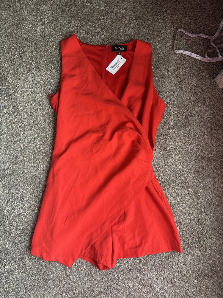 NWT Fab’rik Women’s Orange/red Romper Deep V-neck Size M Brand New