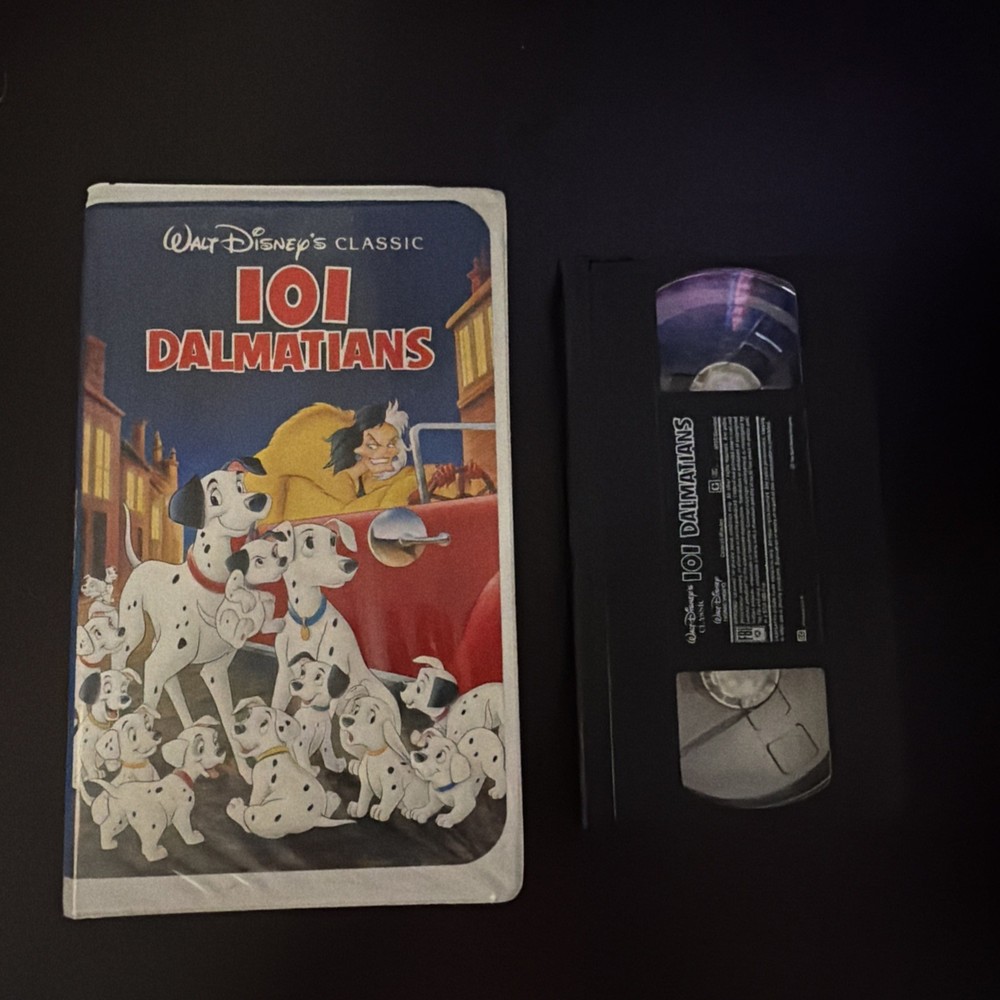 1992 Walt Disney's Classic 101 Dalmations VHS 1263 - Black Diamond (Clamshell)