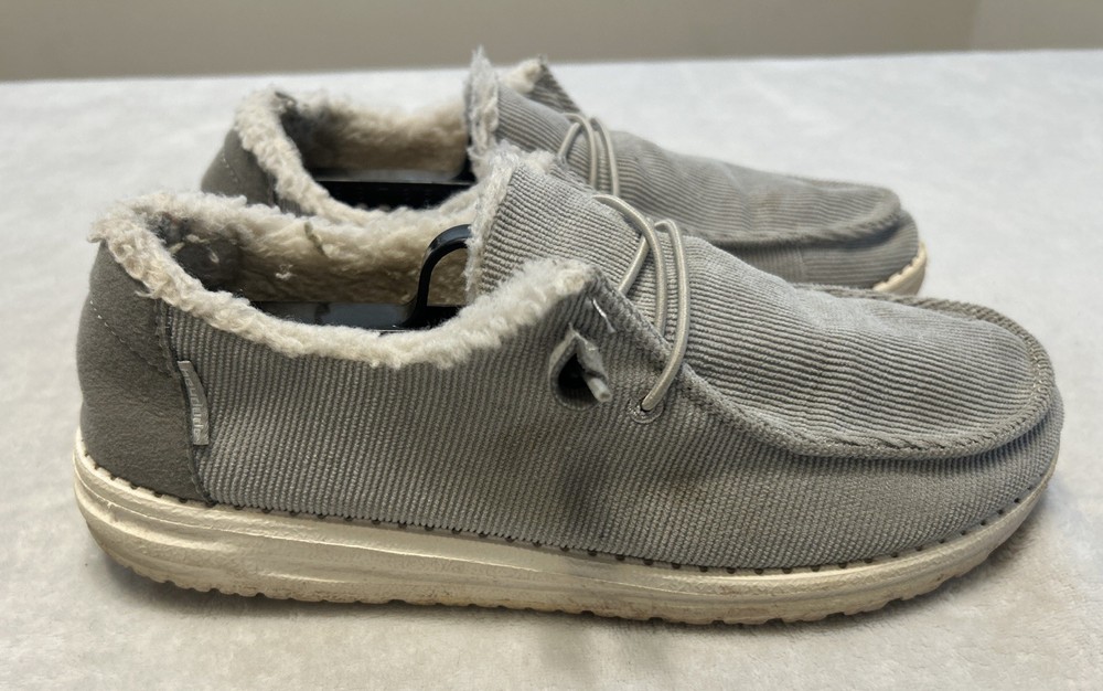 Hey Dude Wendy Slip-On Shoes Women’s Size 9 Gray Corduroy Casual Comfort Loafers