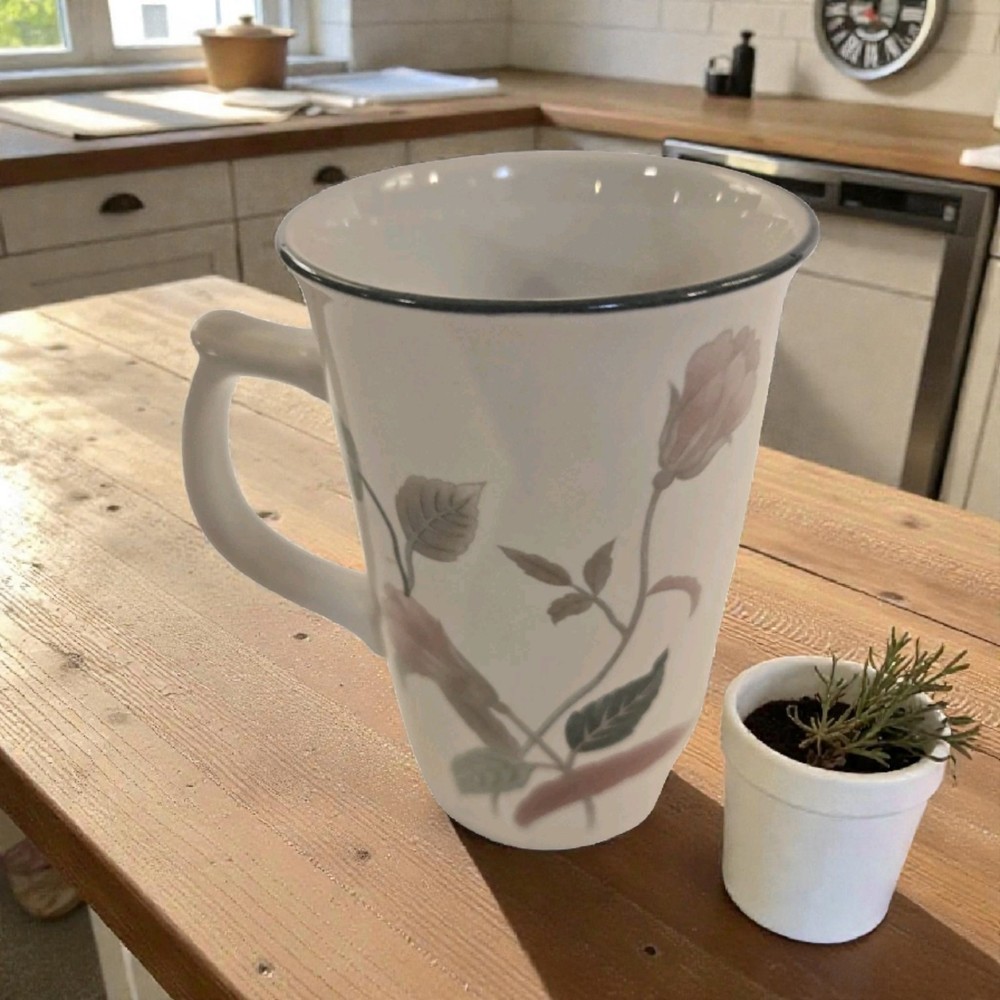 Mikasa Silk Flowers Cappuccino Mug Floral Coffee Tea Cup Vintage Ceramic Mug