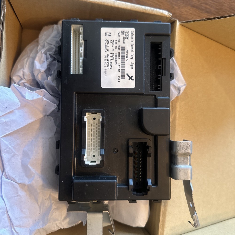Infiniti M37 M35 Body Control Module BCM Unit 284B1-1MA0C, OEM from Factory