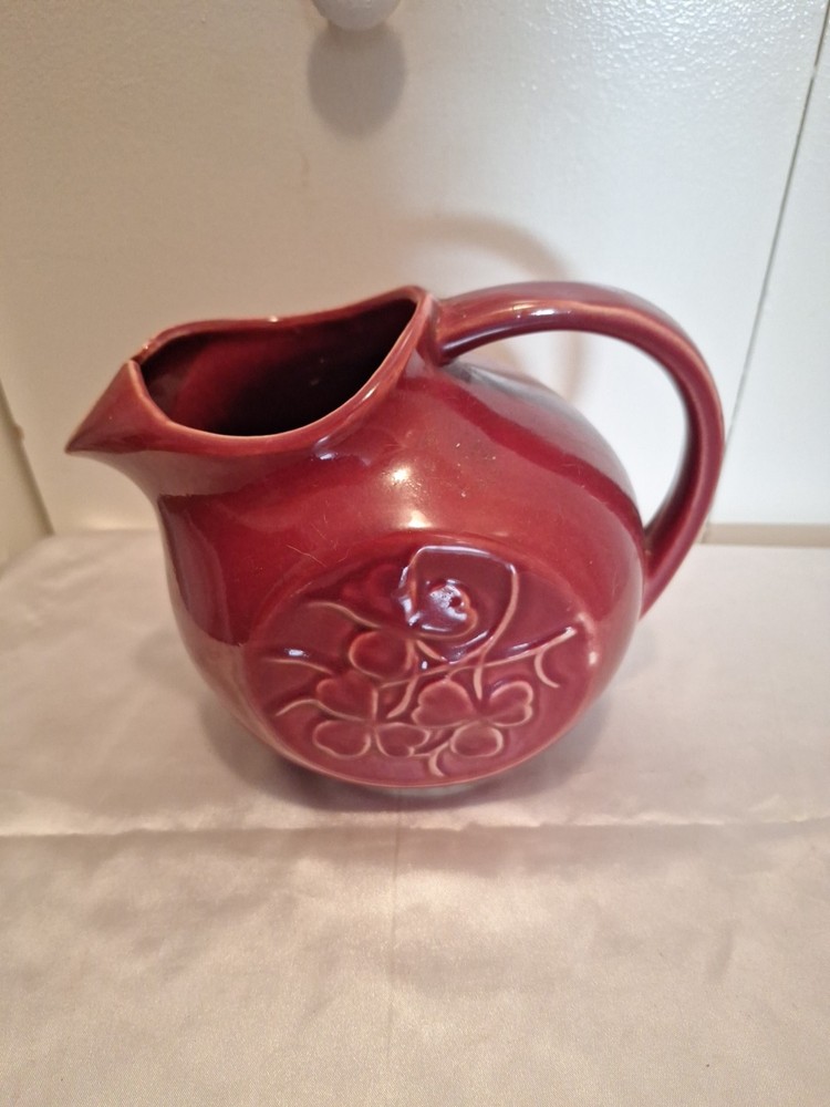 Vintage  McCoy Pottery Embossed Clover Pitcher 32 0z  with Ice Lip