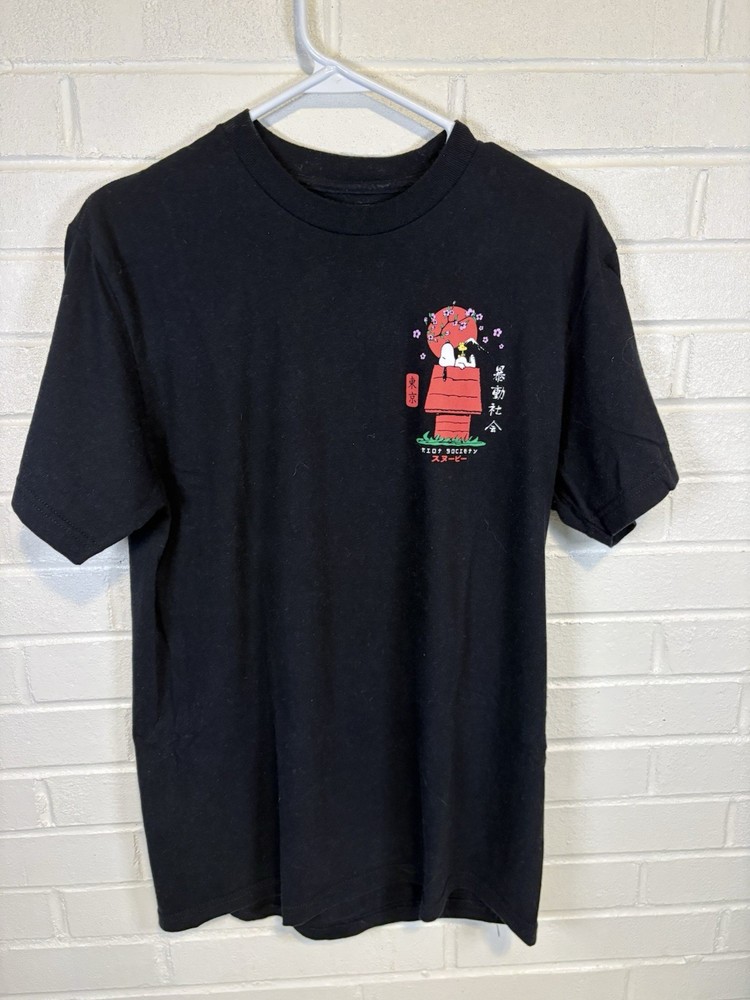 Peanuts Snoopy Doghouse Riot Society Black Japan Graphic T-Shirt Medium