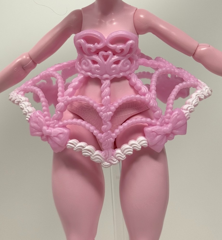 Monster High G3 Scary Sweet 1600 Birthday Draculaura Doll Outfit Pink Dress Cage