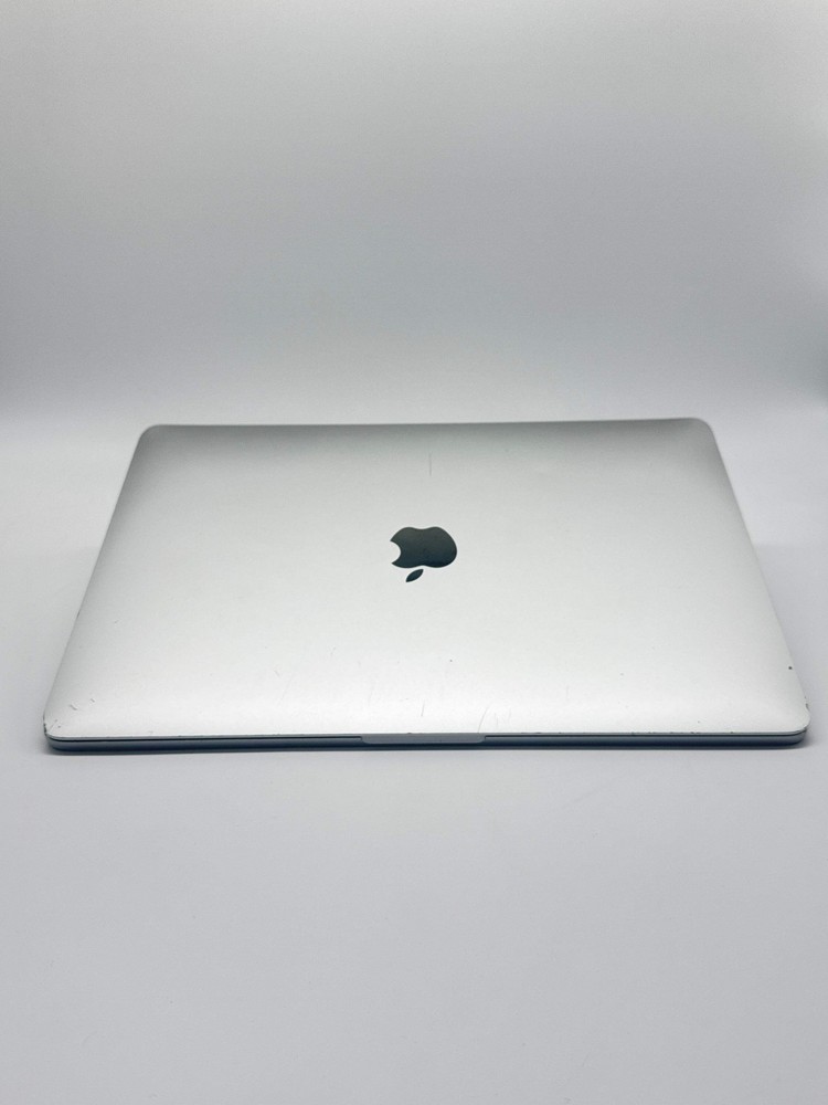 Apple MacBook Pro 13-inch A2338 2020 M1 8GB 256GB Silver Broken Screen