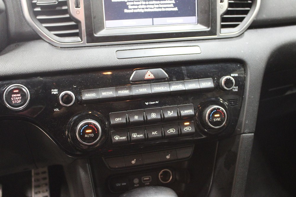 SPORTAGE  2018 Audio Equipment Radio Control Panel 2945008