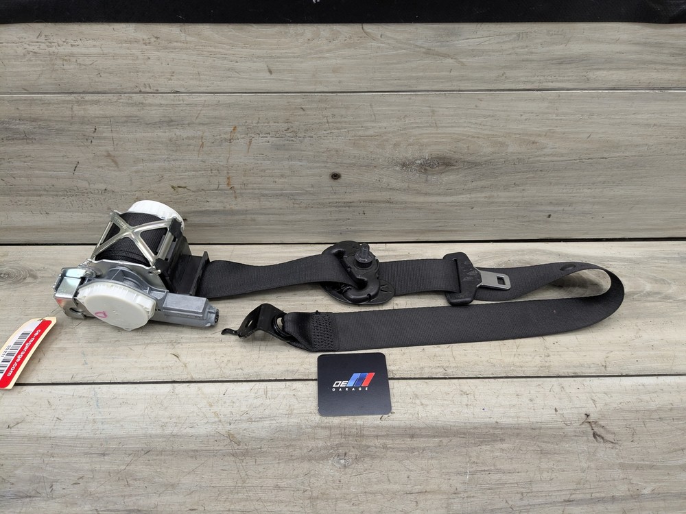 14-20 OEM BMW F22 F32 F82 M4 Front Right Passenger Seatbelt Retractor Black