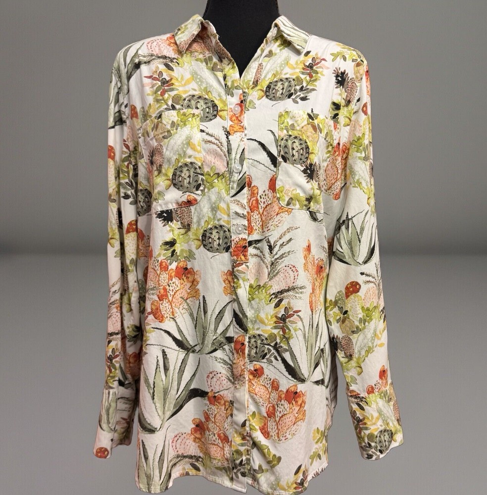 Chicos Size 8/10 Womens Cactus Print Button Up Blouse Flowy Soft Top
