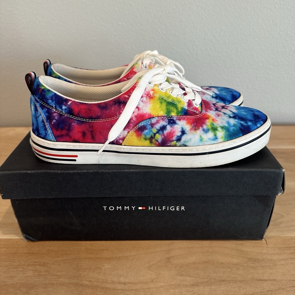 Tommy Hilfiger Tie Dye Multi-Color Canvas Foam Insert Lace Up Hippie Shoes