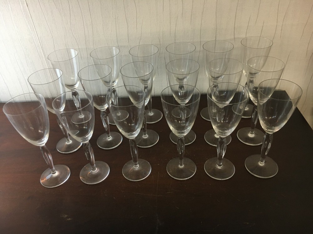 24 Water Glasses Model Ové Délia Crystal Daum France H: 20.5 Cm (Price Per Unit)