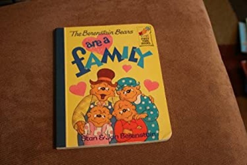 The Berenstain Bears Are a Family Paperback Stan, Berenstain, JanFree US Delivery | ISBN:0679807462