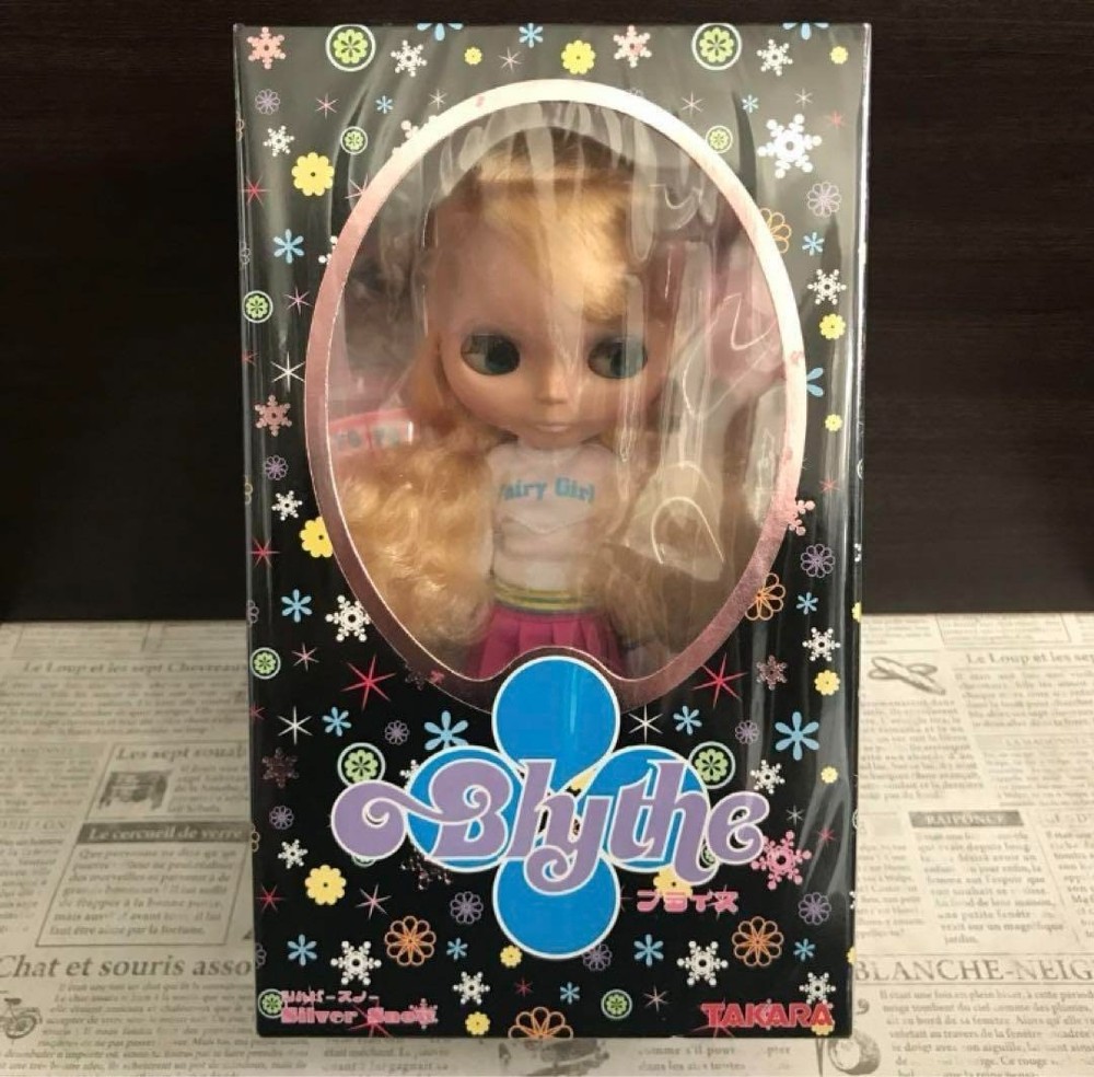 Takara Tomy Neo Blythe Silver Snow Girl Doll Figure 2004 Japan Limited Edition