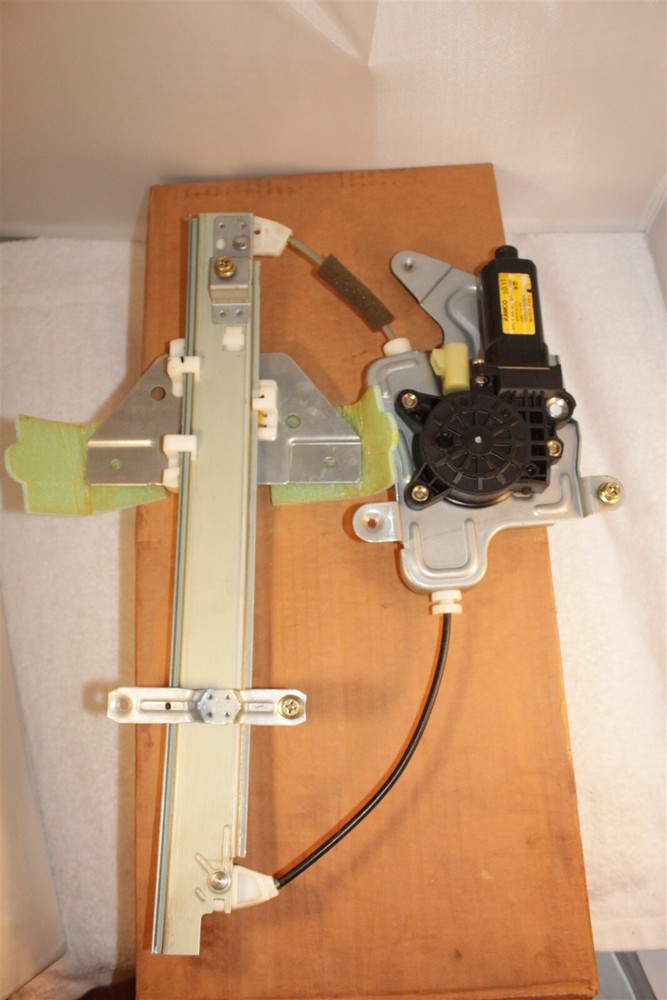 GM HOLLANDER 22683778 WINDOW REGULATOR RIGHT REAR POWER WINDOW MOTOR