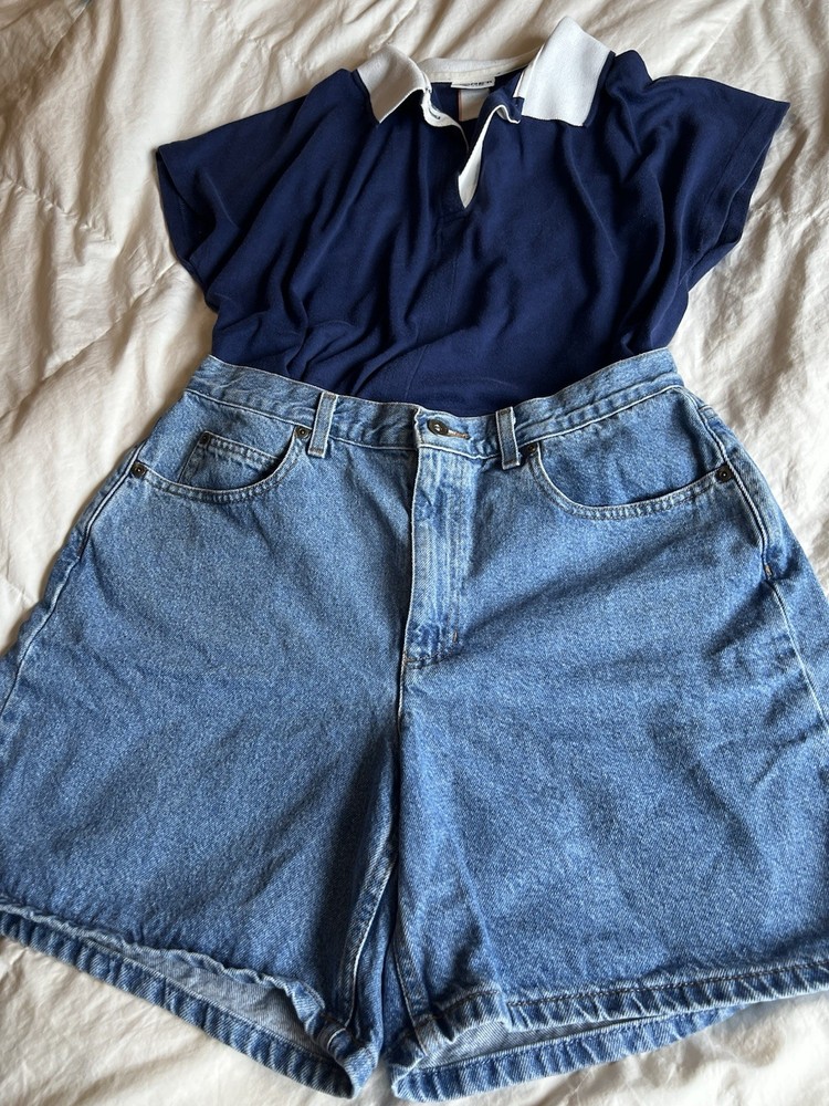 Ladies Vintage Liz Claiborne Denim Shorts Size 12 Medium Wash 100% Cotton