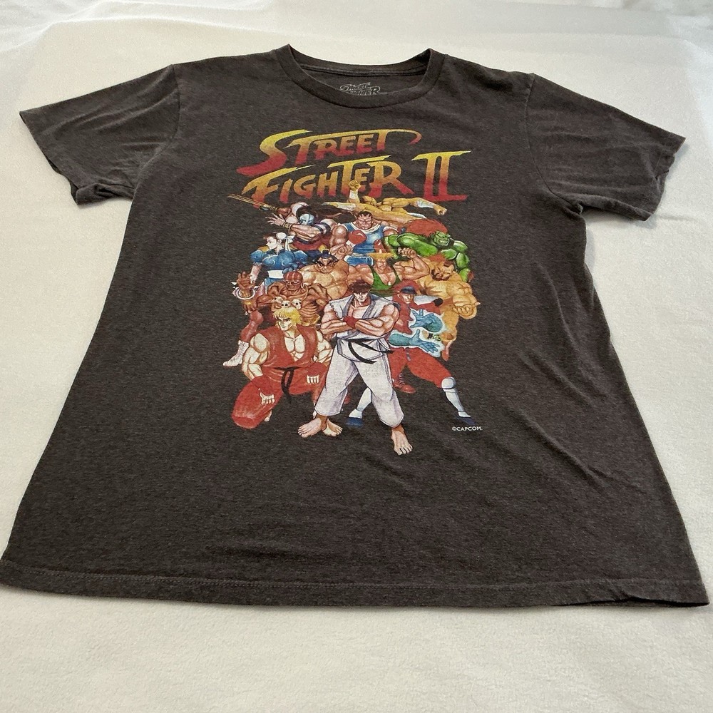 STREET FIGHTER 2 - MEN'S GRAY MEDIUM T-SHIRT - CAPCOM