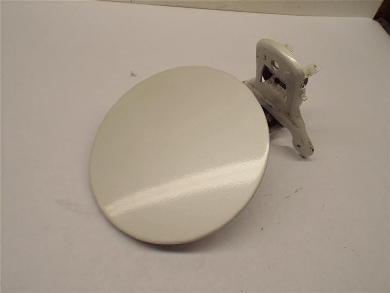 LINC-TOWN 1996 Fuel Filler Door 203981