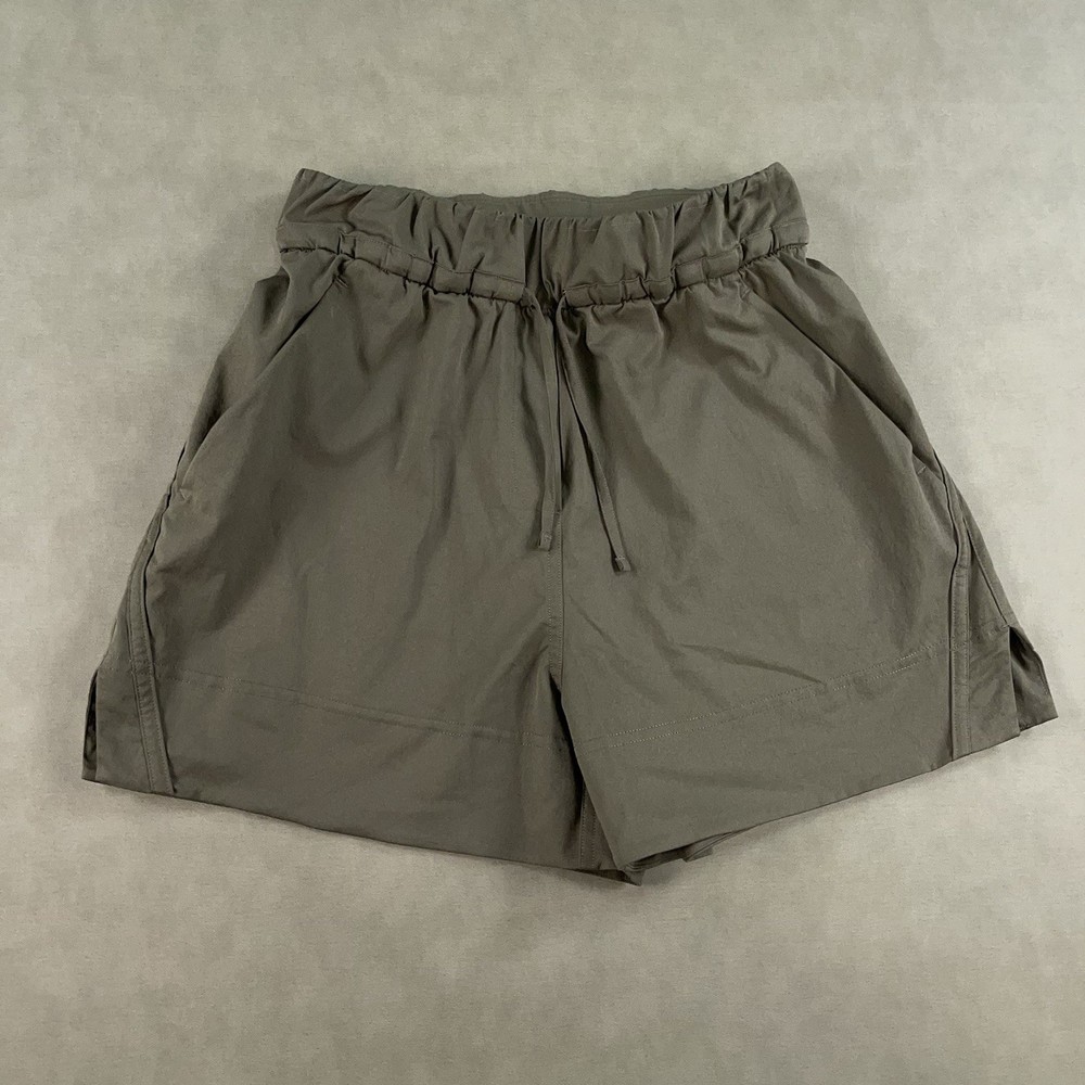 Lululemon Cinchable Waist High Rise Woven Shorts Womens XXS Brown Drawstring