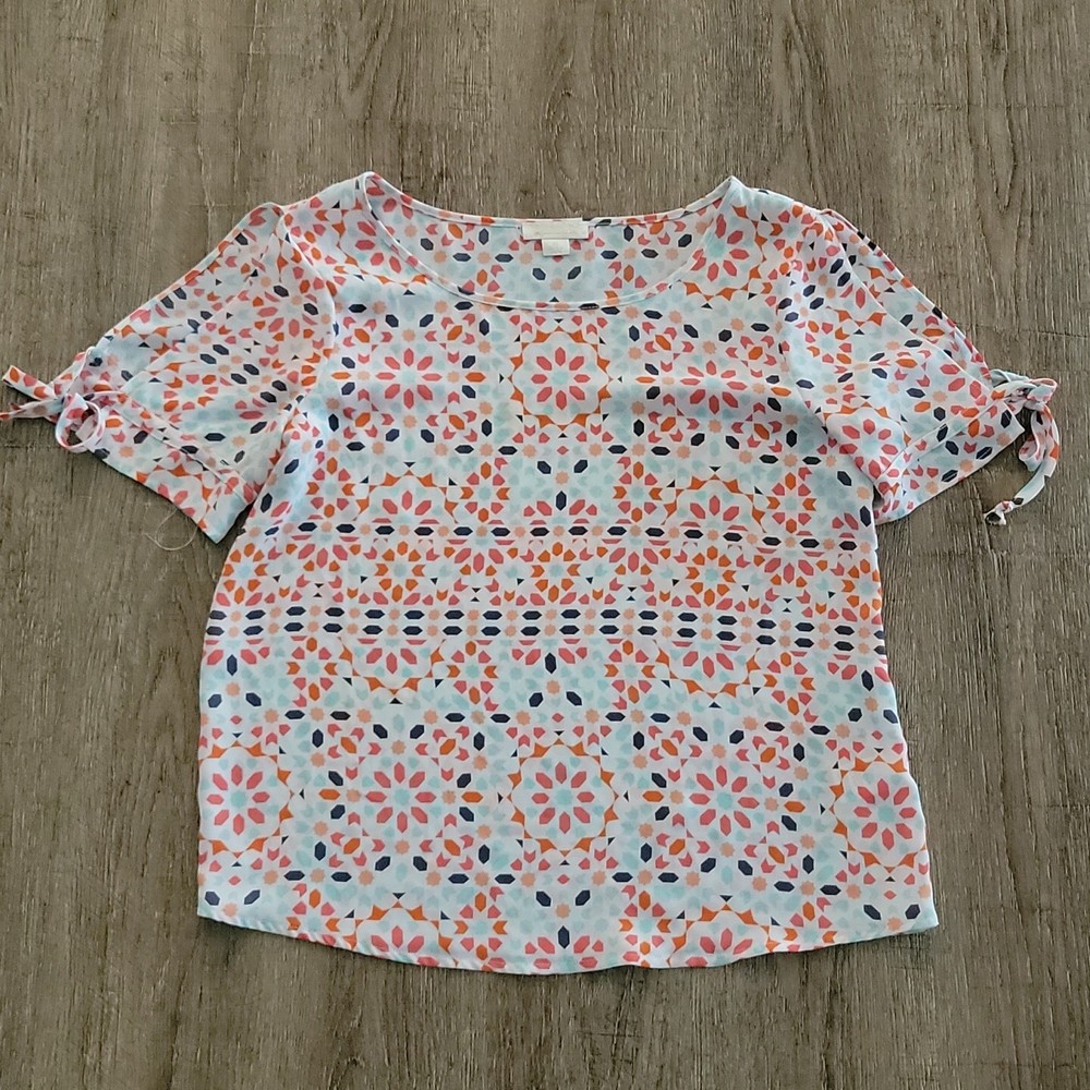 Finn & Grace Adorable Short Sleeve Blouse - XS in White, Orange, Pink, Blue
